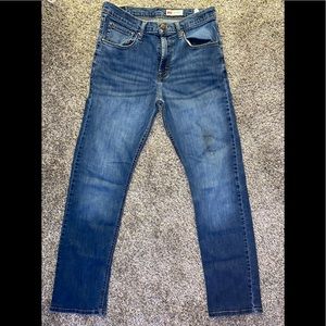 Mens size 32 Wrangler Jeans Slim Straight